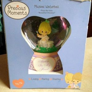 Precious Moments Musical Waterball